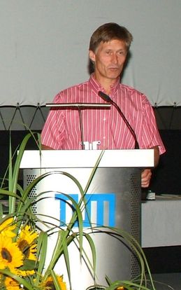 [Translate to en:] Bei der Verleihung des Dozentenpreises 2007 der Fakultät für Elektrotechnik